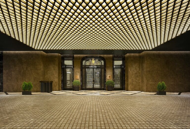 Palace Gate at Josun Palace, a Luxury Collection Hotel, Seoul Gangnam
