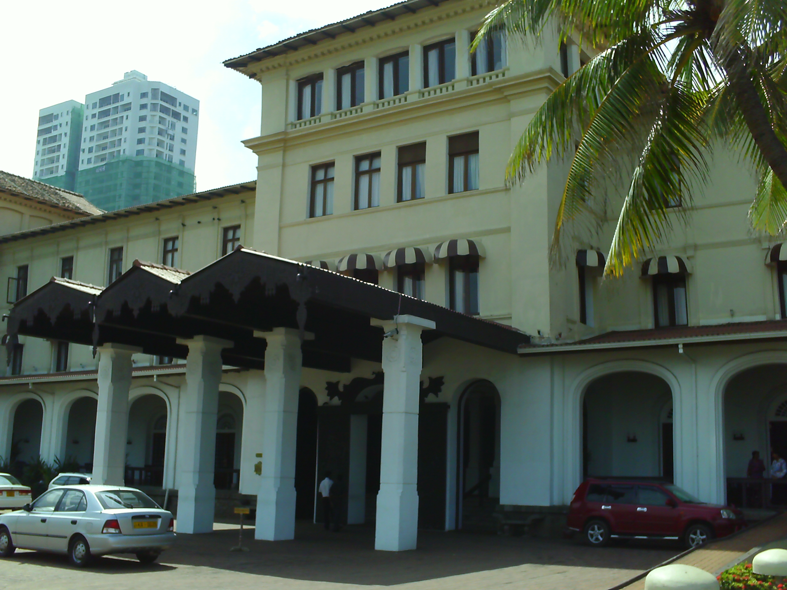 Entrance of Galle Face Hotel, Colombo